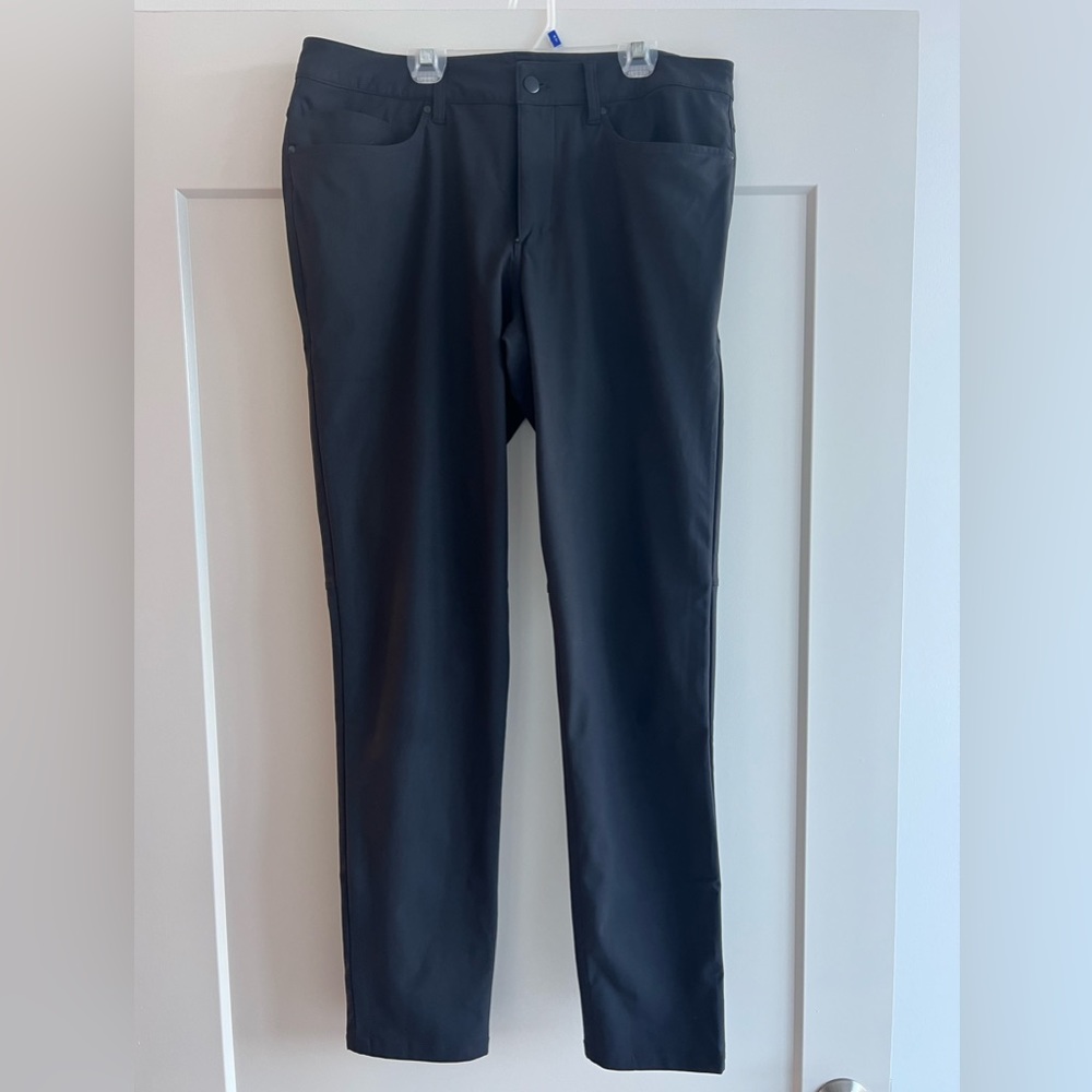 Perfect Condition Lululemon ABC Pants 33” Waist Black